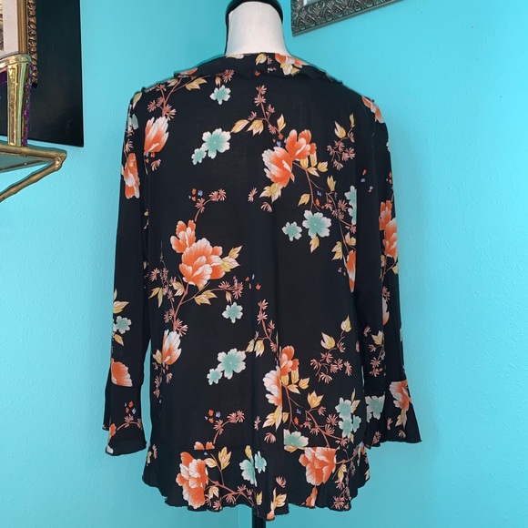 Grand & Greene Top - Picture 12 of 12